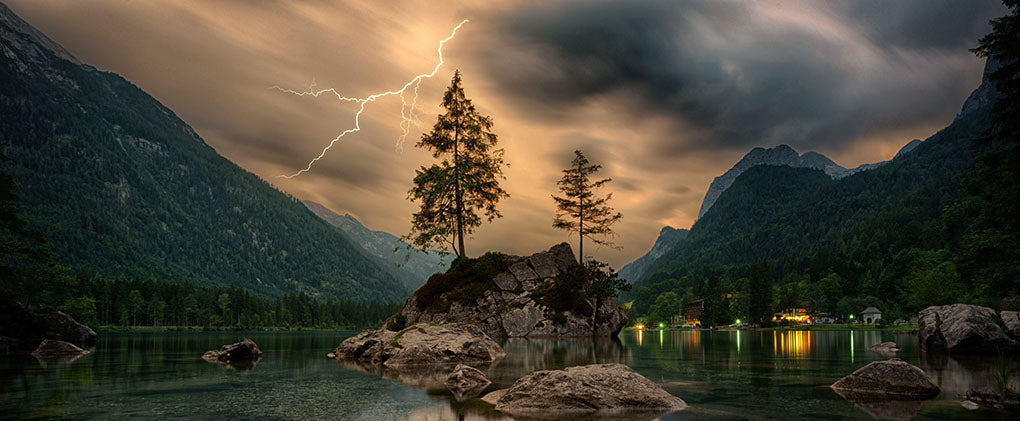 Is it safe to camp in a thunderstorm?